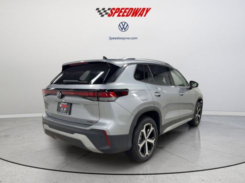 New 2026 Volkswagen Tiguan SE AWD/4WD image 9