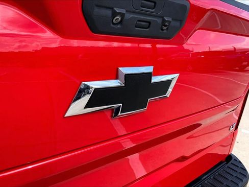 Used 2021 Chevrolet Silverado 1500 LT Trail Boss w/ Convenience Package II AWD/4WD image 61