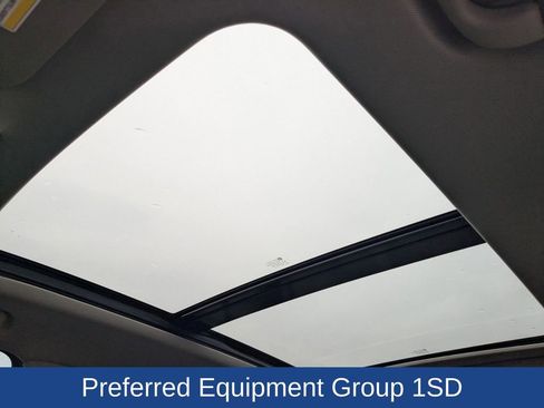 Used 2021 Cadillac XT4 Premium Luxury w/ Cold Weather Package image 17