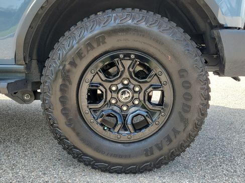 Used 2024 Ford Bronco Wildtrak AWD/4WD image 9