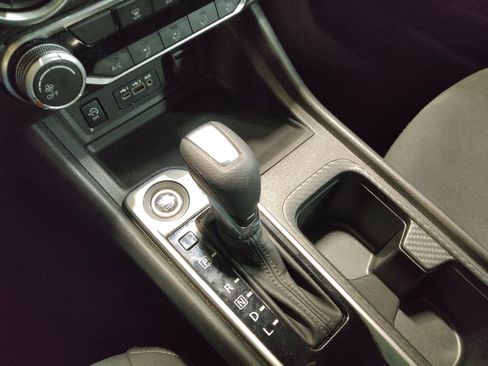 Used 2024 Nissan Sentra SV w/ Lighting Package image 26