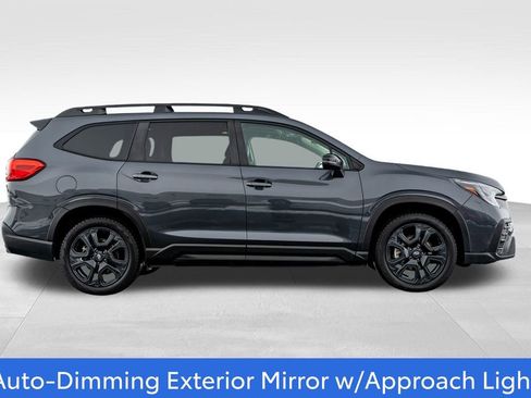 Used 2023 Subaru Ascent Onyx Edition image 8