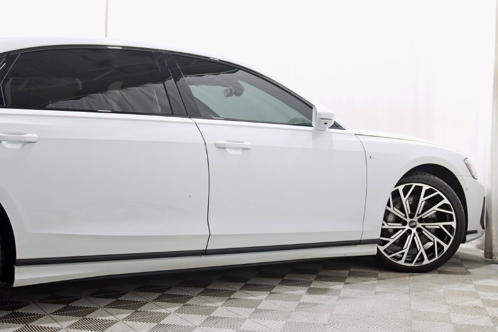 Used 2023 Audi A8 L 3.0T w/ Luxury Package AWD/4WD image 10