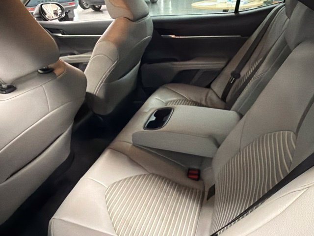 Used 2024 Toyota Camry SE FWD image 13