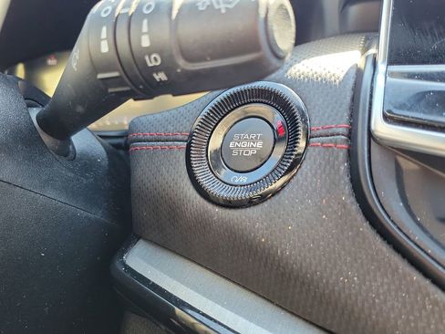 Used 2025 Jeep Compass Trailhawk w/ Trailhawk Elite Group image 28