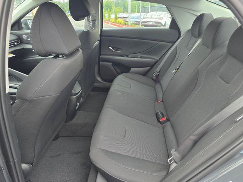 New 2026 Hyundai Elantra SE FWD image 34