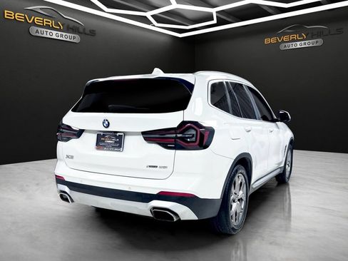 Used 2022 BMW X3 xDrive30i w/ Convenience Package AWD/4WD image 4