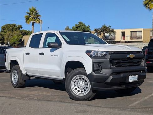 New 2026 Chevrolet Colorado W/T image 2