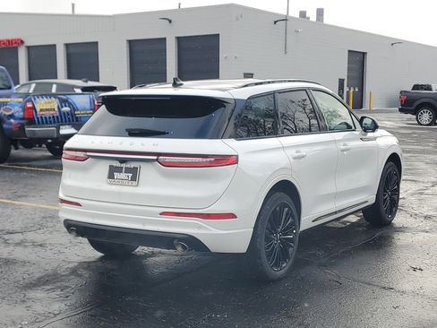 New 2026 Lincoln Corsair Premiere image 4