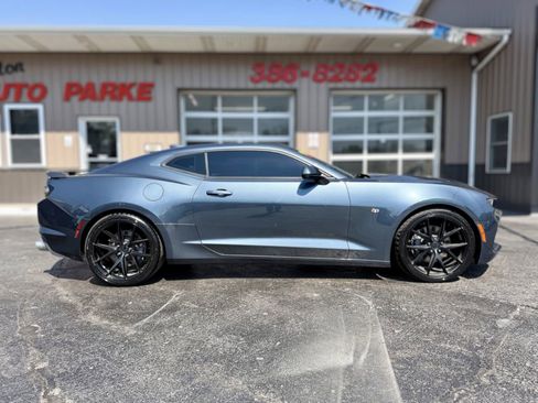 Used 2019 Chevrolet Camaro SS image 1