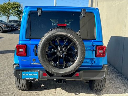 Used 2021 Jeep Wrangler Unlimited Sahara w/ Cold Weather Group image 29