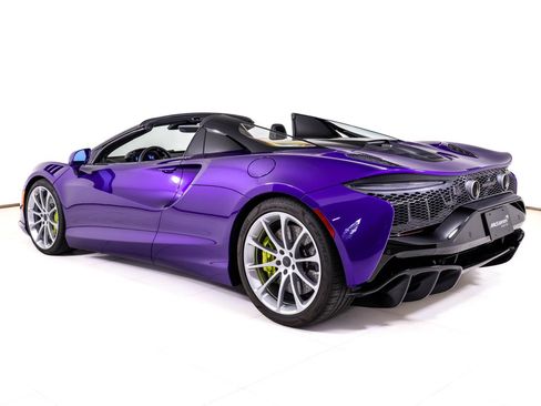 New 2025 McLaren Artura Spider RWD image 5