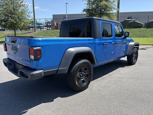Used 2021 Jeep Gladiator Sport AWD/4WD image 9
