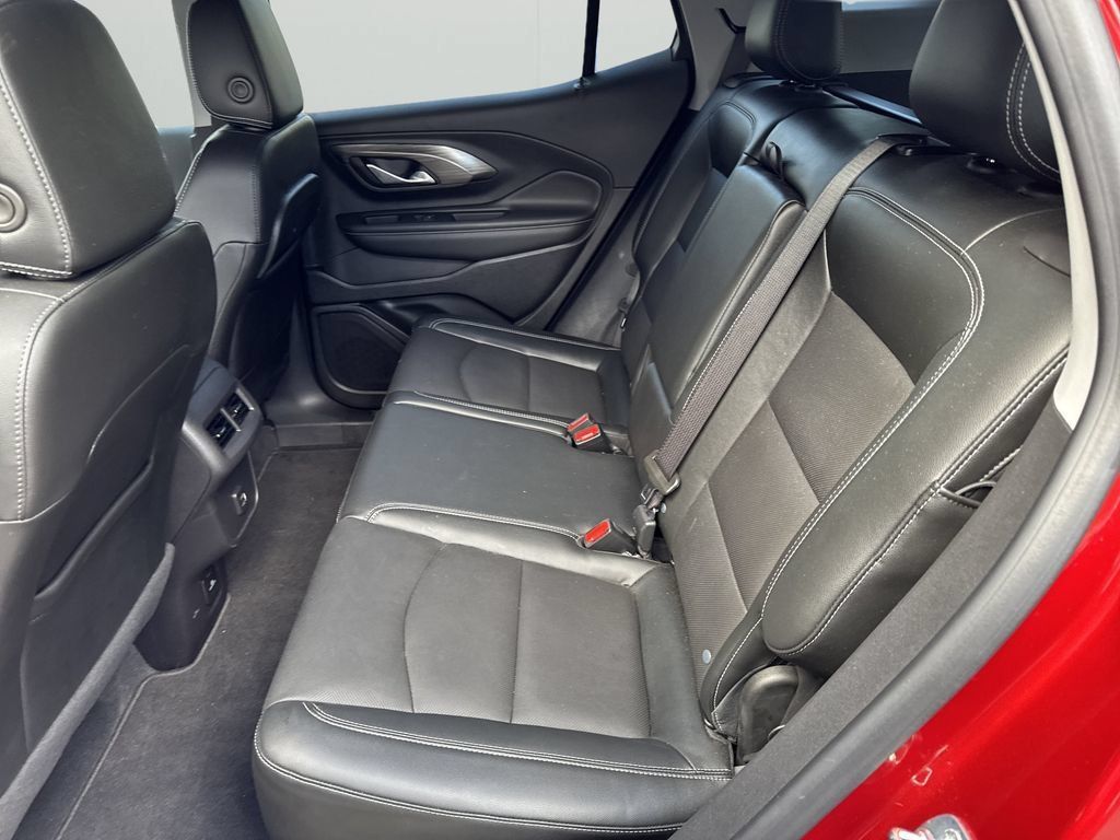 Used 2024 GMC Terrain SLT w/ Tech Package AWD/4WD image 13