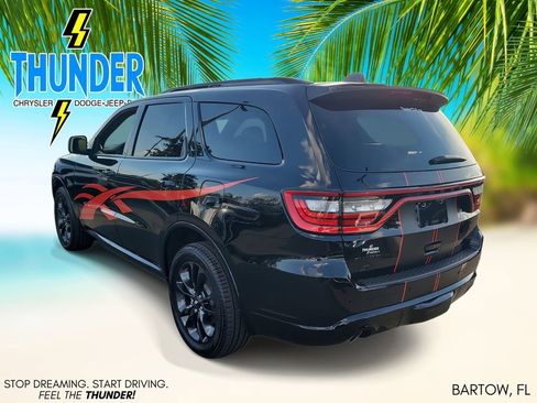 Used 2025 Dodge Durango GT image 3