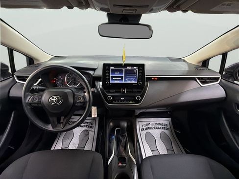 Used 2021 Toyota Corolla LE FWD image 17