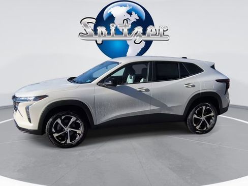 New 2026 Chevrolet Trax RS image 4