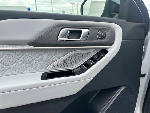 New 2026 Ford Explorer Platinum AWD/4WD image 35