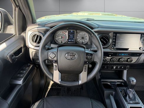 Used 2023 Toyota Tacoma TRD Sport image 5