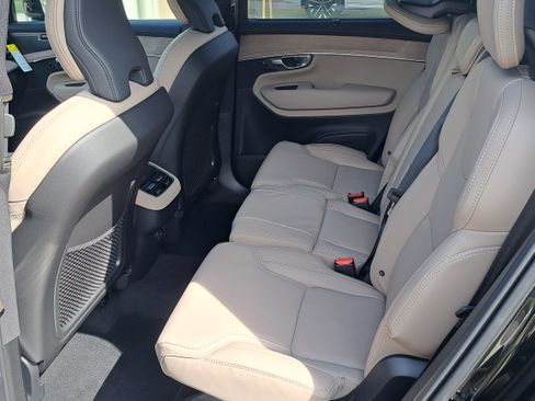 New 2026 Volvo XC90 B6 Ultra image 7
