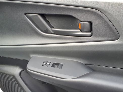 Used 2024 Toyota Prius LE image 11