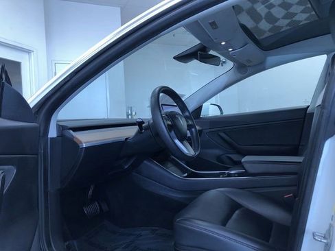 Used 2020 Tesla Model 3 Long Range image 10