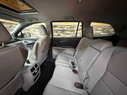Used 2021 Honda Pilot Special Edition image 28