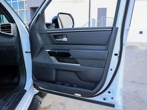 Used 2025 Toyota Tundra Limited image 50