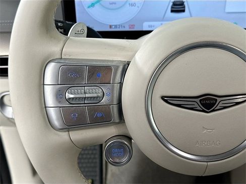 Used 2023 Genesis GV60 Advanced image 24