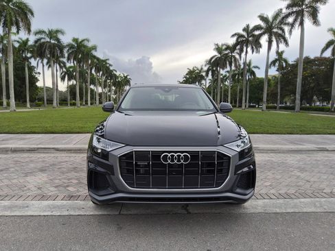 Used 2023 Audi Q8 Premium Plus w/ Premium Plus Package AWD/4WD image 3