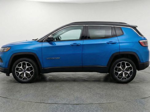 Used 2025 Jeep Compass Limited AWD/4WD image 5
