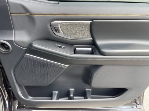 Used 2025 Ford Expedition Tremor AWD/4WD image 21