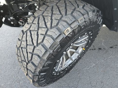 Used 2023 Jeep Gladiator Mojave w/ Trailer Tow Package image 34