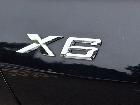 Used 2024 BMW X6 xDrive40i w/ Premium Package AWD/4WD image 29