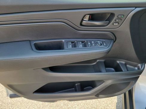 Certified 2026 Honda Odyssey EX-L image 8
