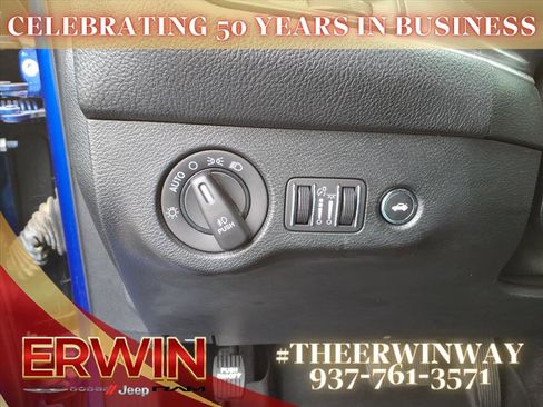 Used 2018 Dodge Challenger R/T w/ Blacktop Package image 16