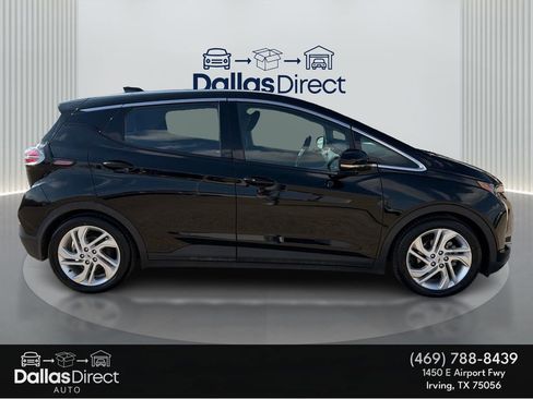Used 2023 Chevrolet Bolt LT w/ Driver Confidence Package image 5