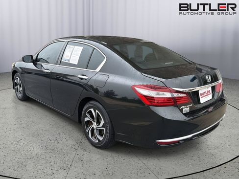 Used 2017 Honda Accord LX image 4