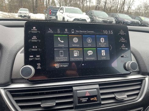 Used 2022 Honda Accord Sport image 6