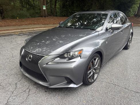Used 2015 Lexus IS 350 w/ F-Sport Package RWD image 10