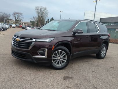 Used 2023 Chevrolet Traverse LT