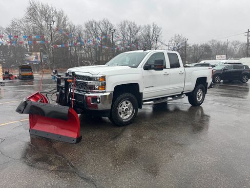 Used 2019 Chevrolet Silverado 2500 LT w/ All Star Edition image 8