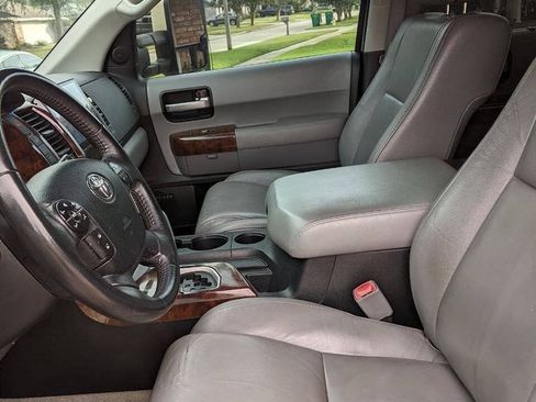 Used 2008 Toyota Sequoia Limited AWD/4WD image 10