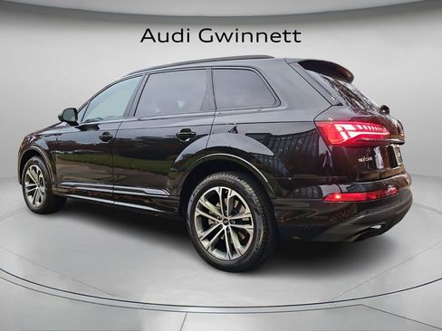 Certified 2025 Audi Q7 2.0T Premium w/ Convenience Plus Package image 8