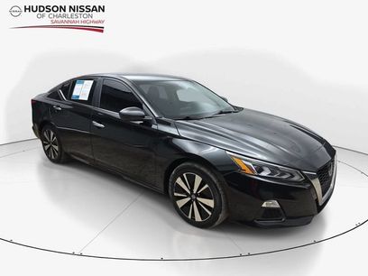 Used 2022 Nissan Altima 2.5 SV