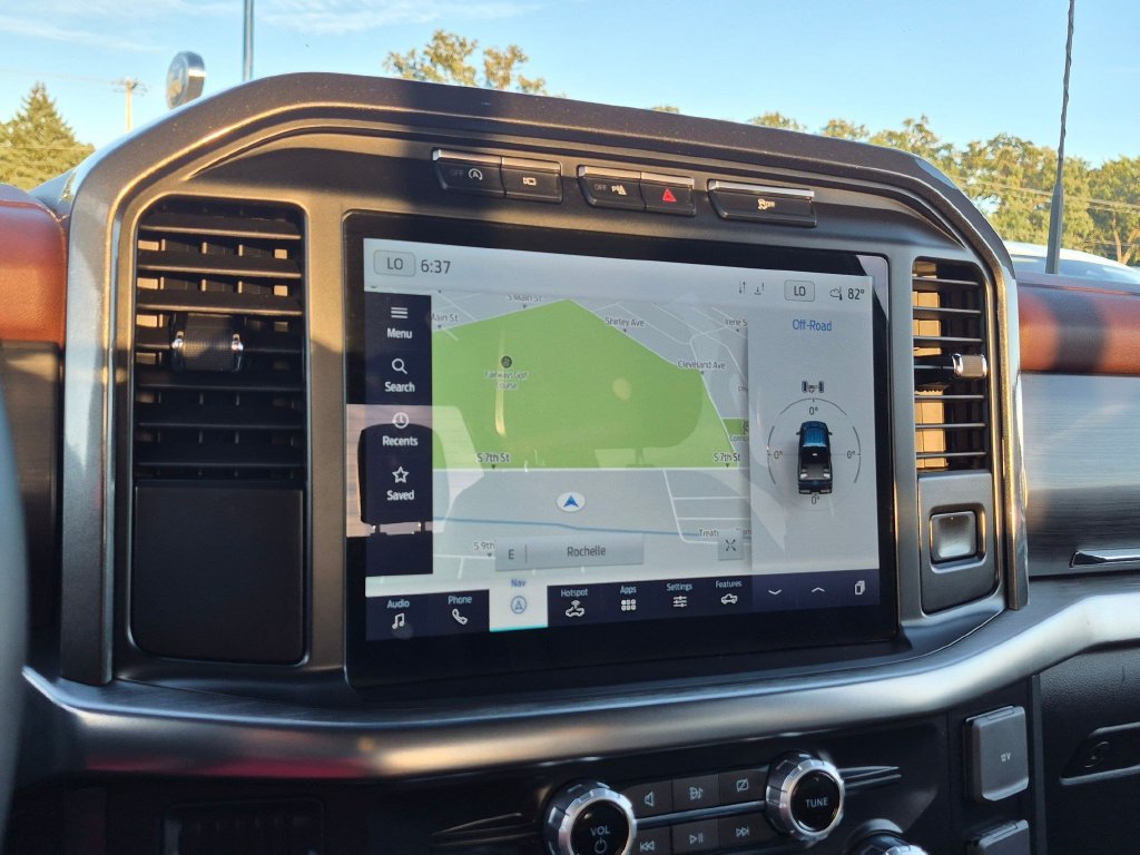 Used 2023 Ford F150 Lariat w/ Equipment Group 502A High AWD/4WD image 17