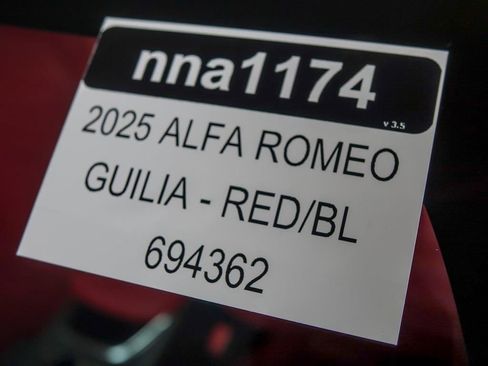 New 2025 Alfa Romeo Giulia AWD w/ Driving Assist Package image 22