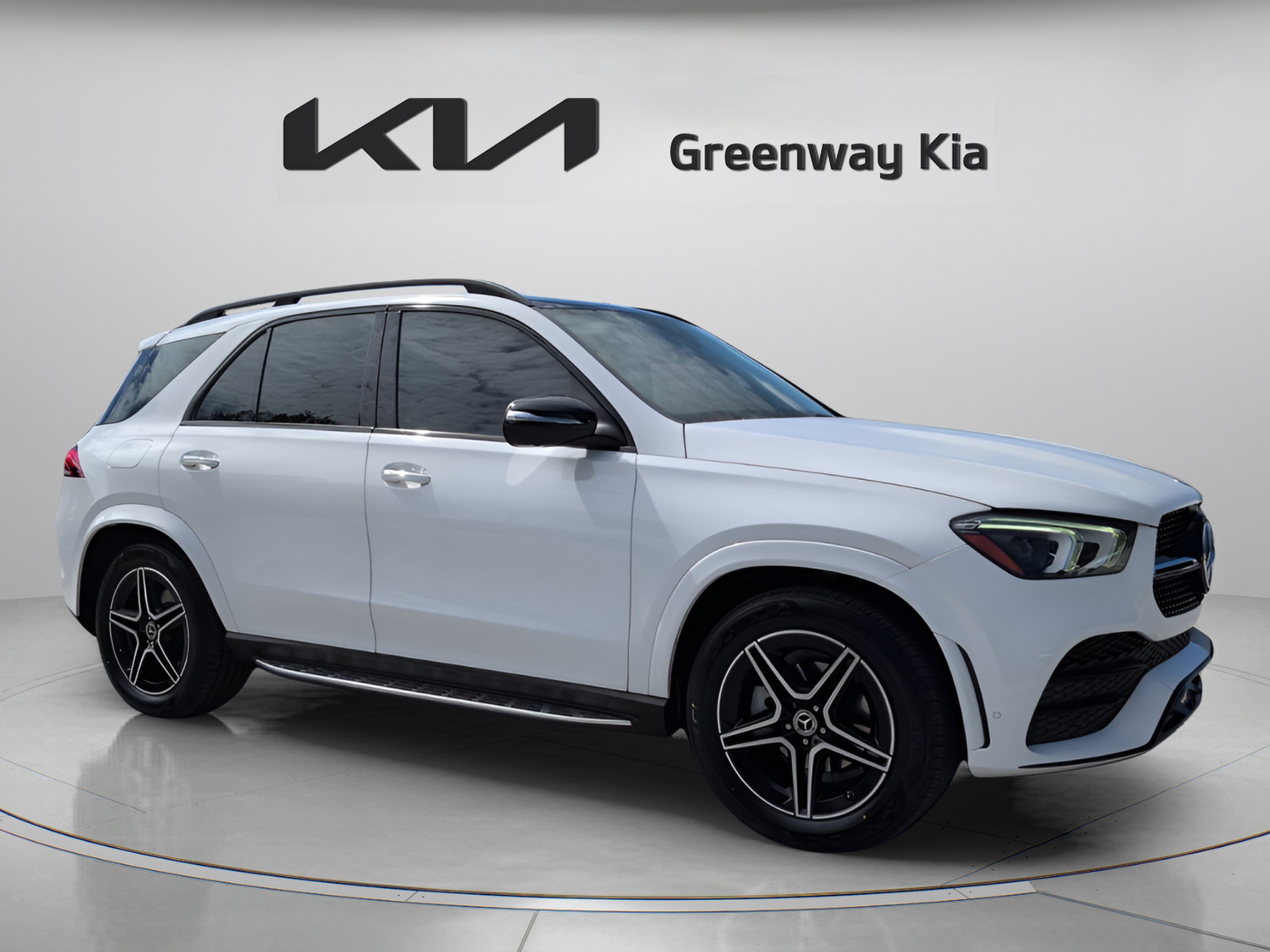 Used 2022 Mercedes-Benz GLE 350 image 3