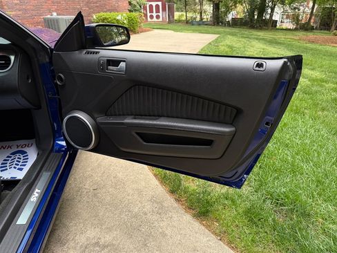 Used 2014 Ford Mustang Shelby GT500 w/ Equipment Group 821A image 55