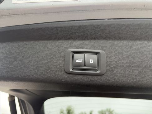 Used 2024 Mitsubishi Outlander SE AWD/4WD image 13